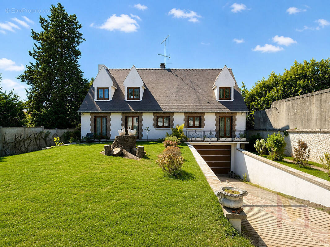 Maison à NEUILLY-PLAISANCE