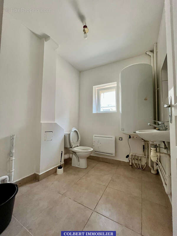 Maison ancienne avec dépendances   Idéale première acquisition ou investissement locatif - photo 5