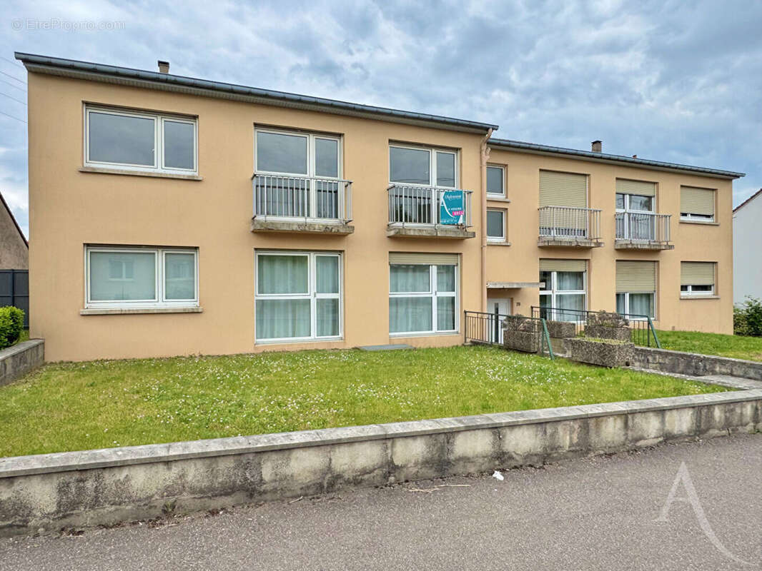 Appartement à FAMECK
