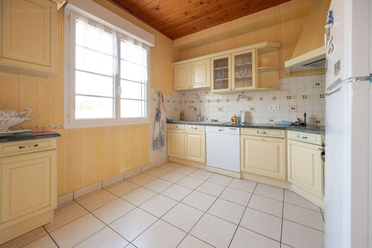 MaisonT5  avec 2 garages sur terrains clos - photo 42