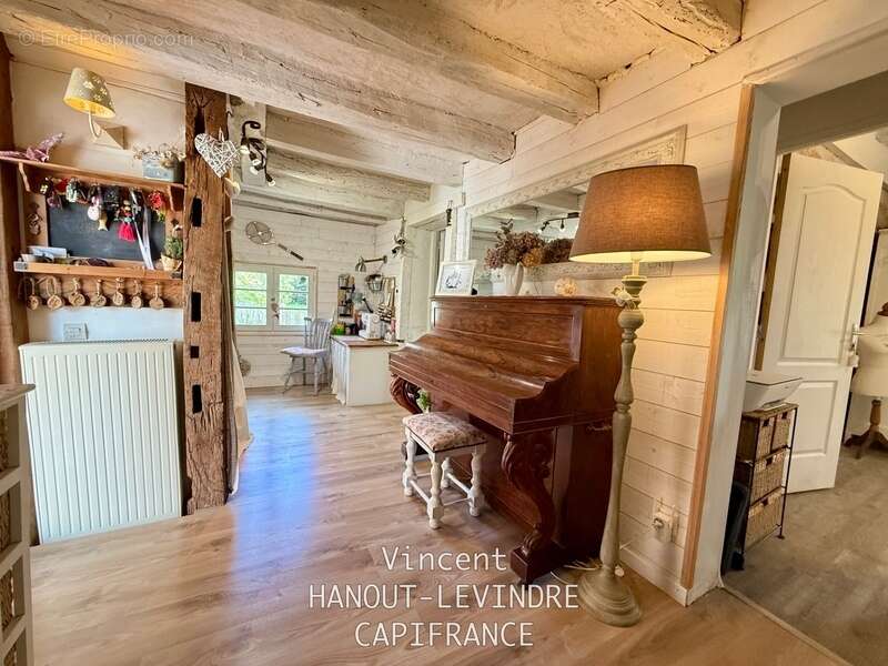 Maison à SOULAIRE-ET-BOURG