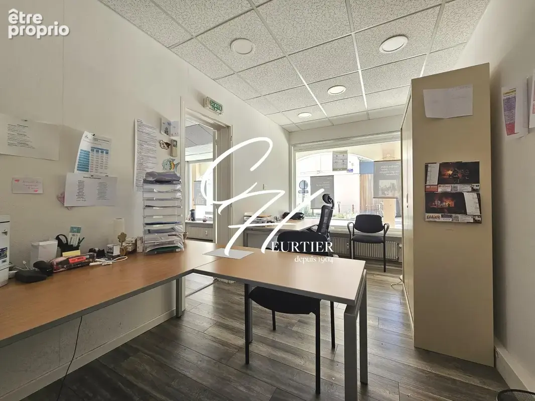 Commerce 42 m² à vendre à Voiron (38500) - photo 4