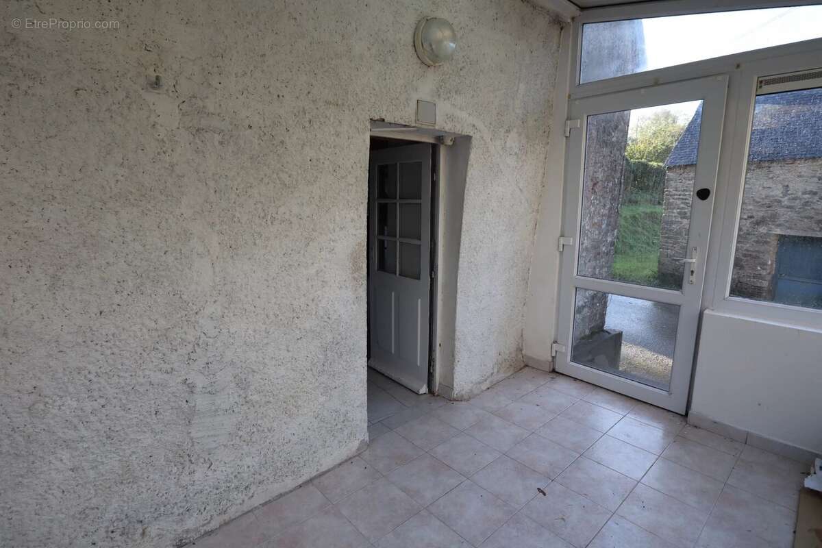 Maison à CARHAIX-PLOUGUER