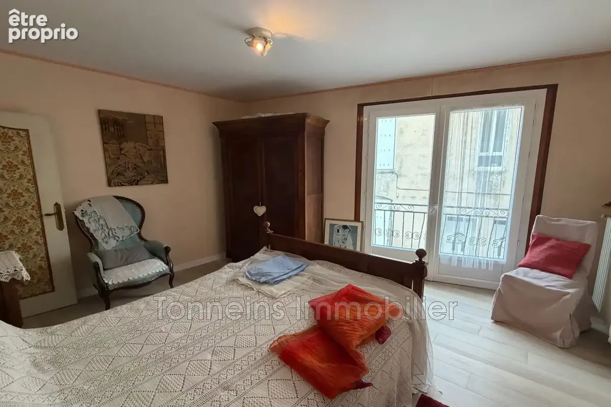 Maison 5 pièces 135 m² à vendre à Tonneins (47400) - photo 9