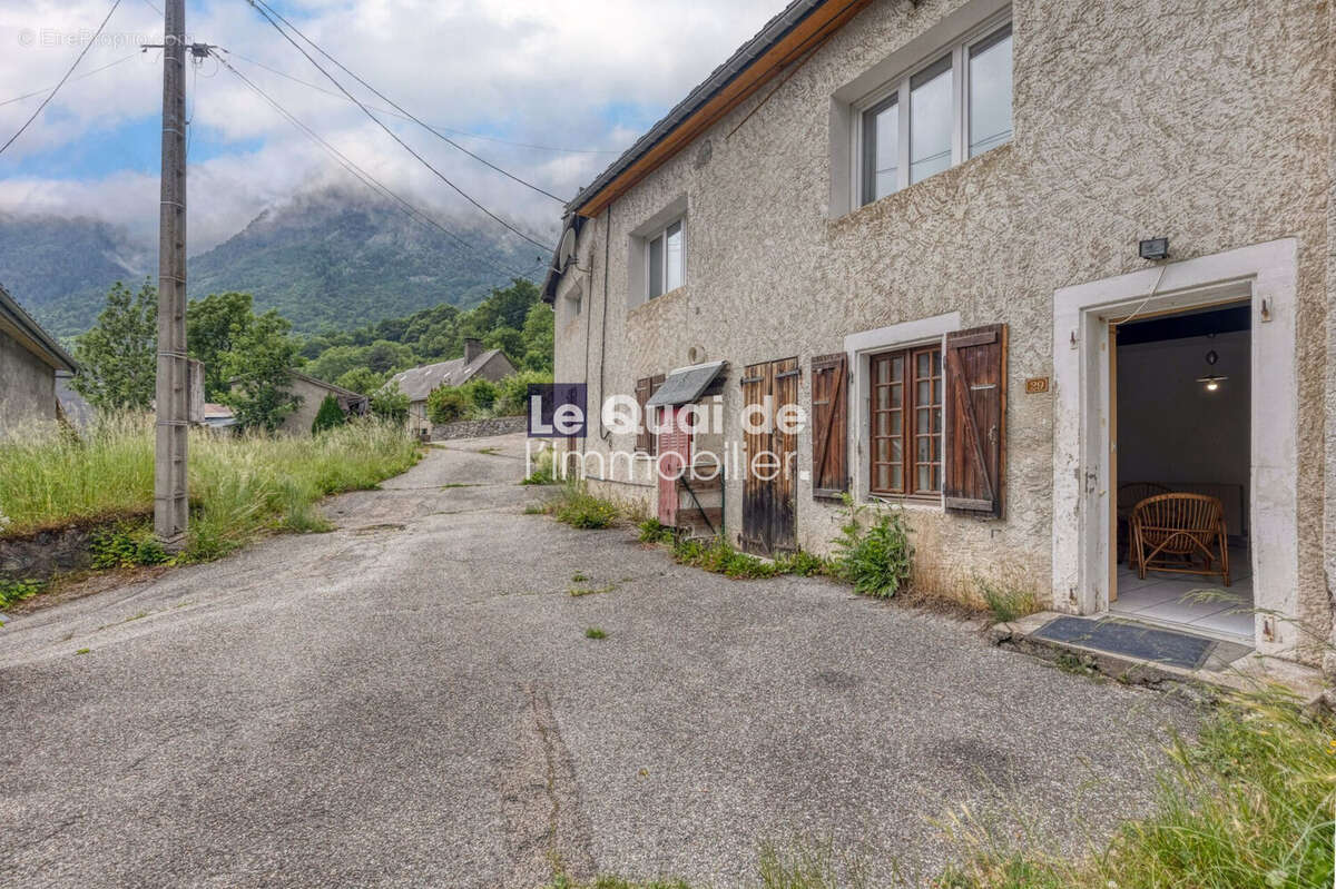 Maison à LAVALDENS