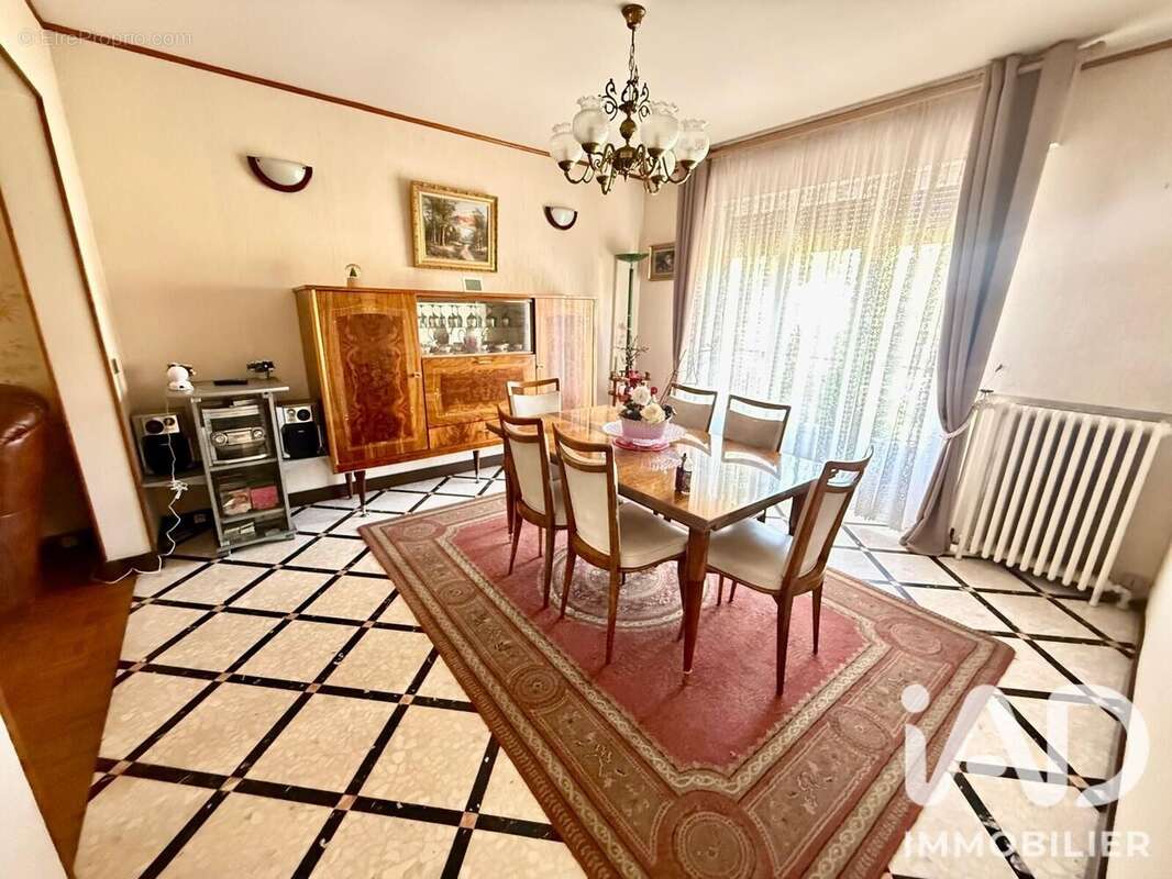 Maison 114 m² à Saint-Leu-La-Foret  - photo 3