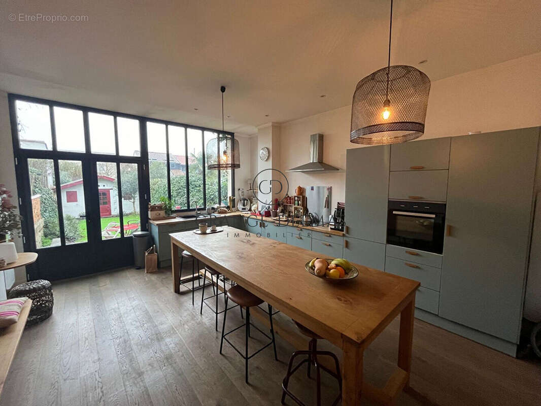 Maison à LE BOUSCAT