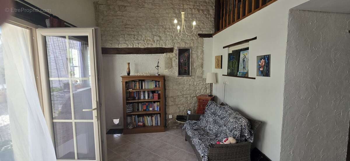 Maison à LOIRE-SUR-NIE