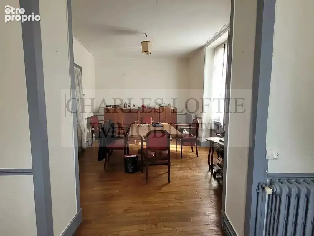 Maison de ville avec terrasse et vue sur le Lot - photo 4