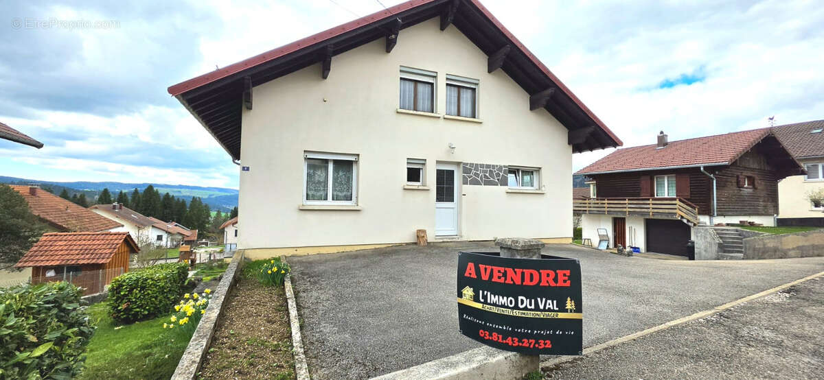 Maison à LES FINS