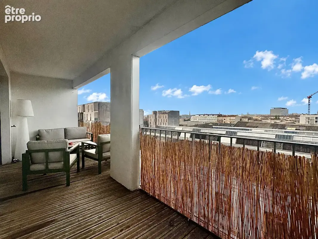 T2 avec extérieur et parking -  Cité du vin - photo 3