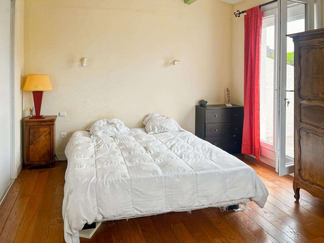 Vente maison à Marseillan avec vue étang depuis l'étage - photo 10