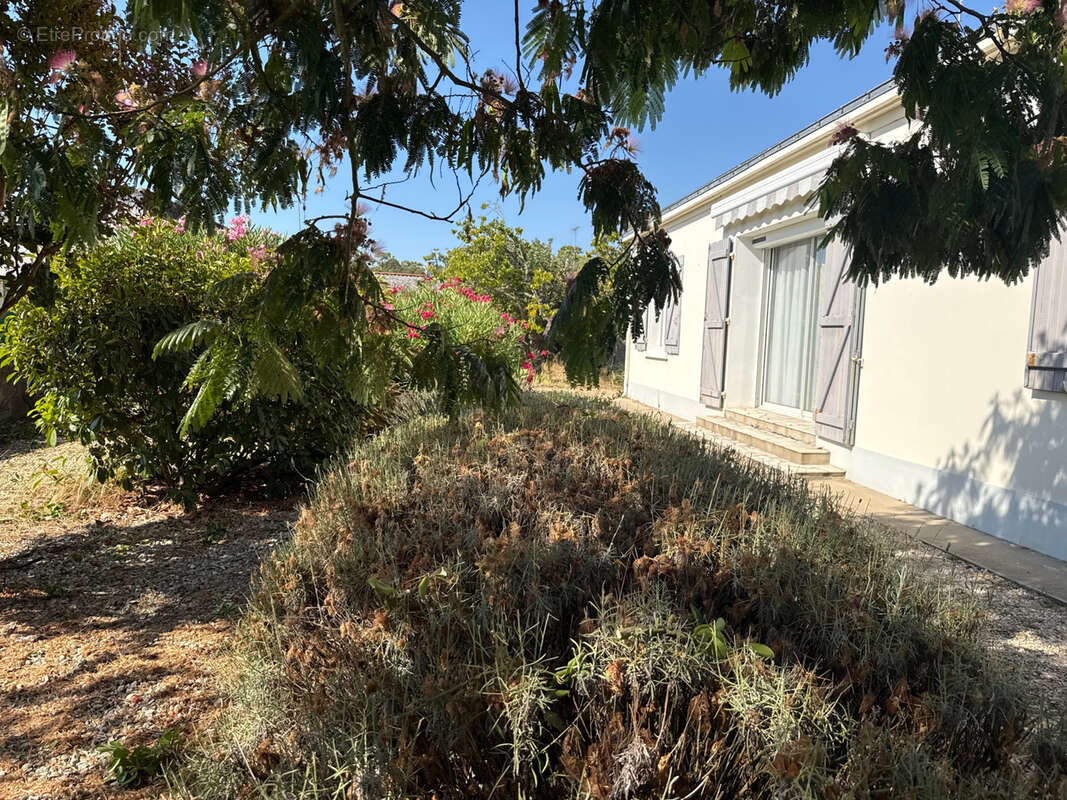 Maison - 5 pièces - photo 3
