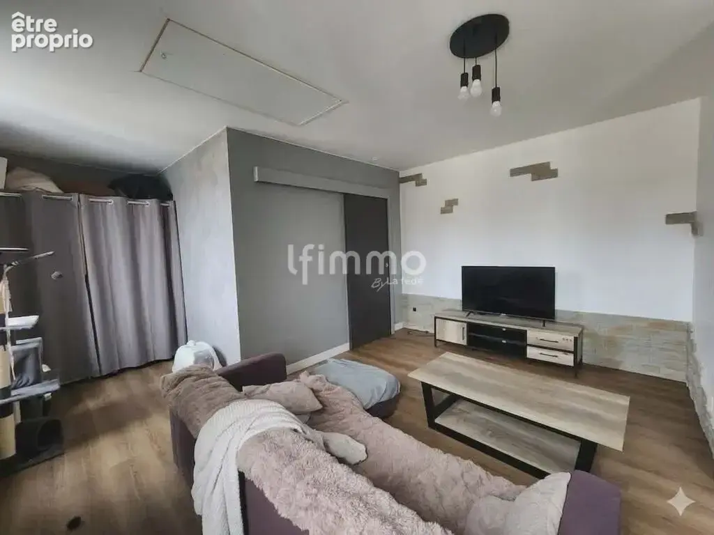 Immeuble rénové – Centre-ville à pied – Rentabilité 7 % - photo 1