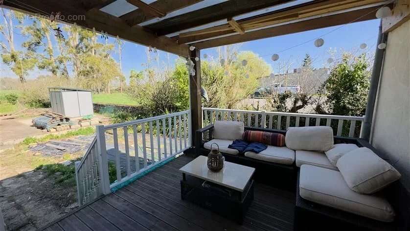 Maison à LA TRIMOUILLE