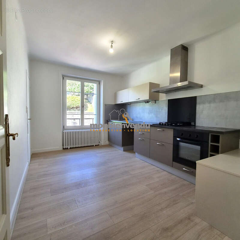 Maison 130 m² à Aurillac  - photo 5