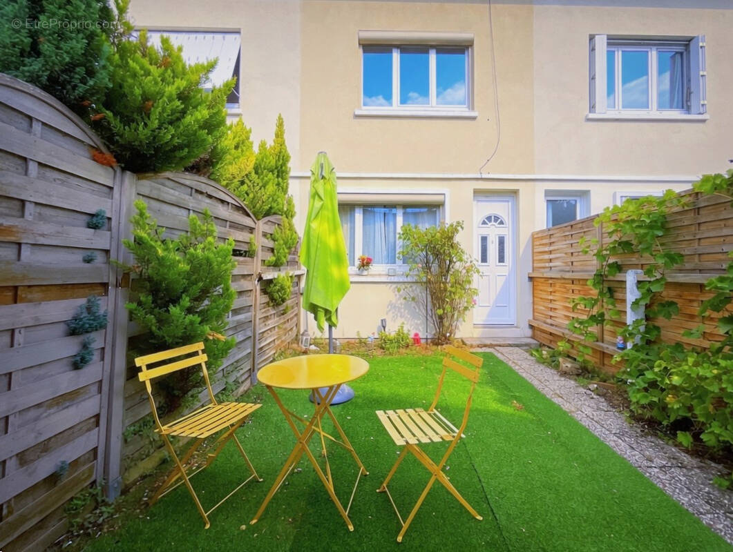 Maison à CONFLANS-SAINTE-HONORINE