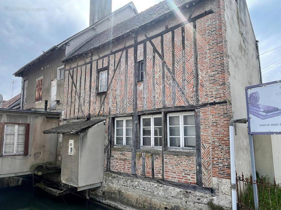 Appartement à CHATILLON-COLIGNY