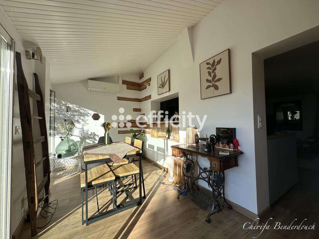 Appartement à TRESSES