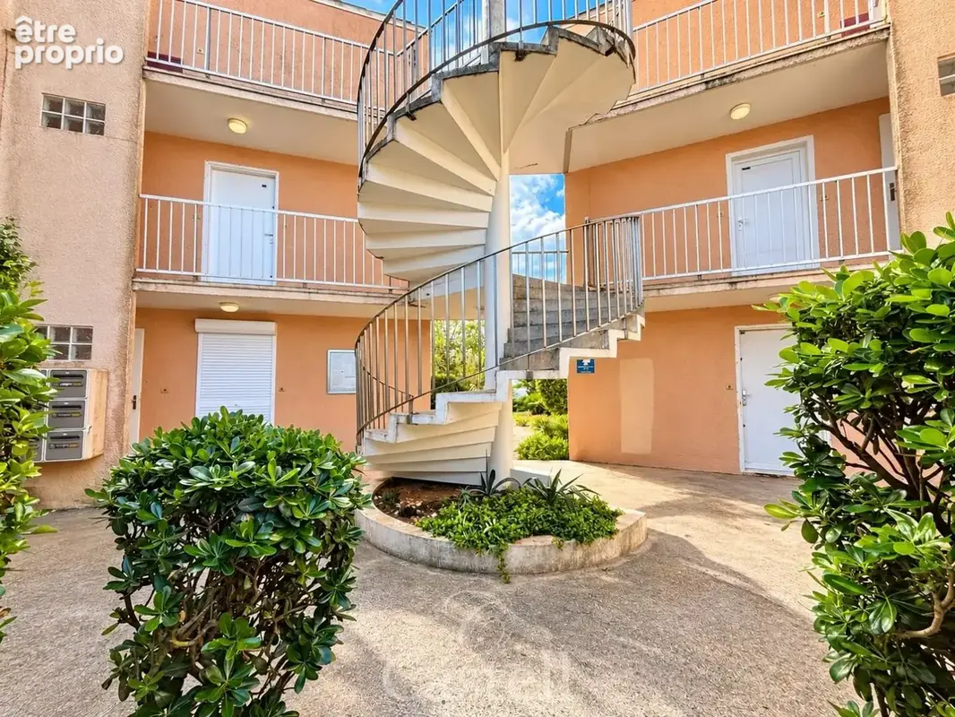 **** Appartement 2 pièces + parking avec accès direct à la plage *** - photo 12