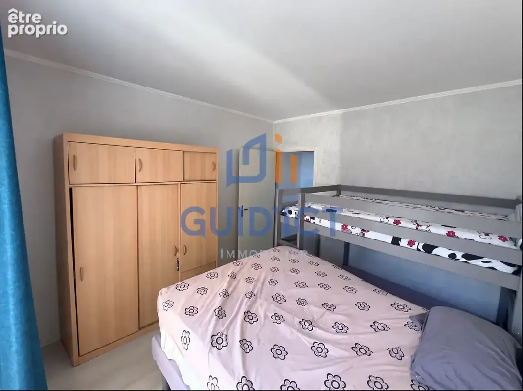 ONET-LE-CHÂTEAU   T4 traversant de 82 m2 avec balcon, garage et cave - photo 10