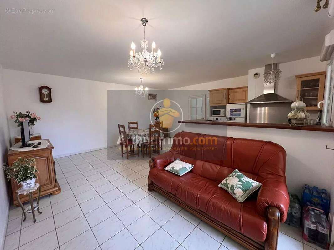 Appartement à GRETZ-ARMAINVILLIERS