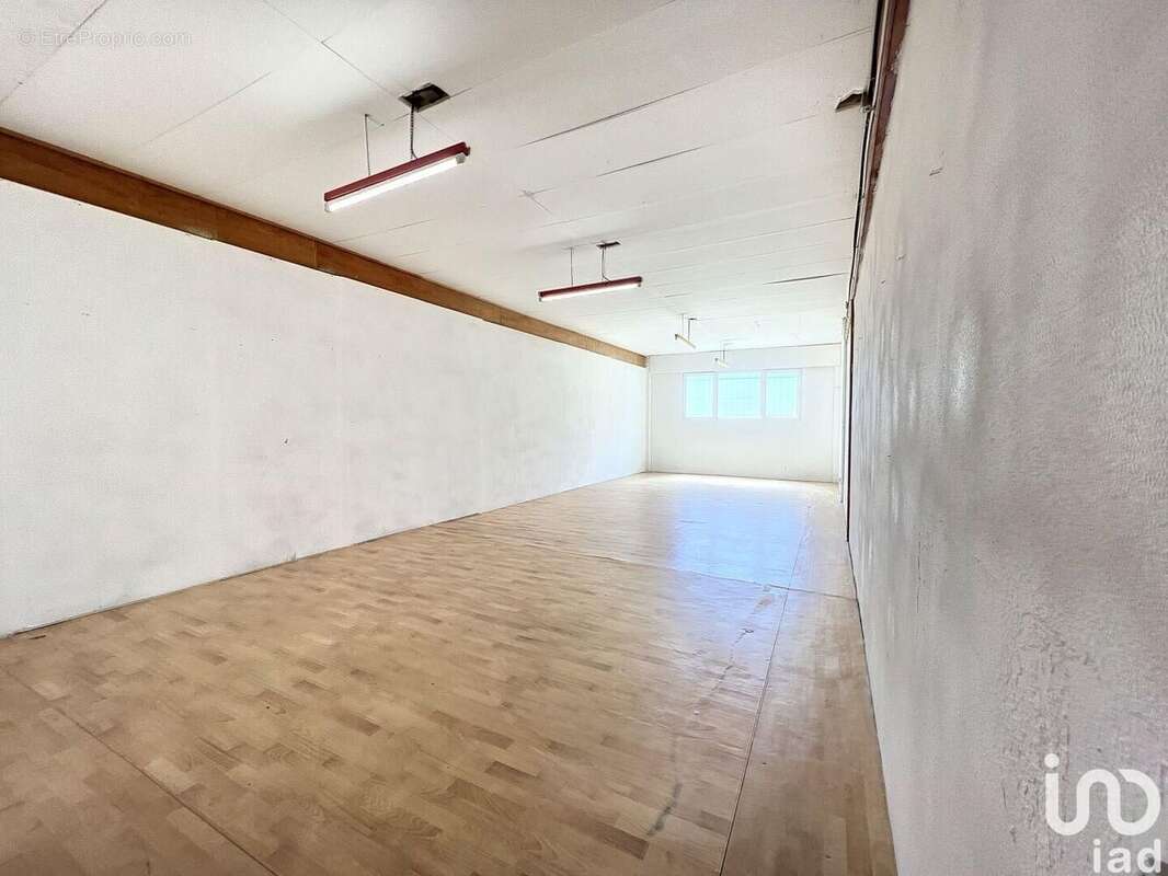 Photo 9 - Commerce à LA GRAND-COMBE