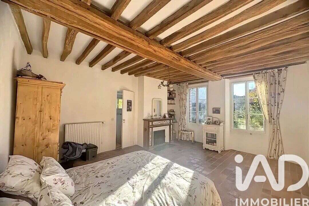 Maison 150 m² à Flacy  - photo 6