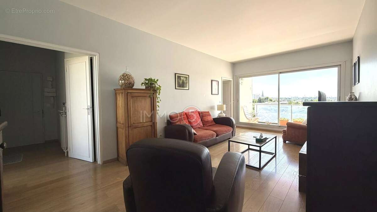Appartement à LE RAINCY