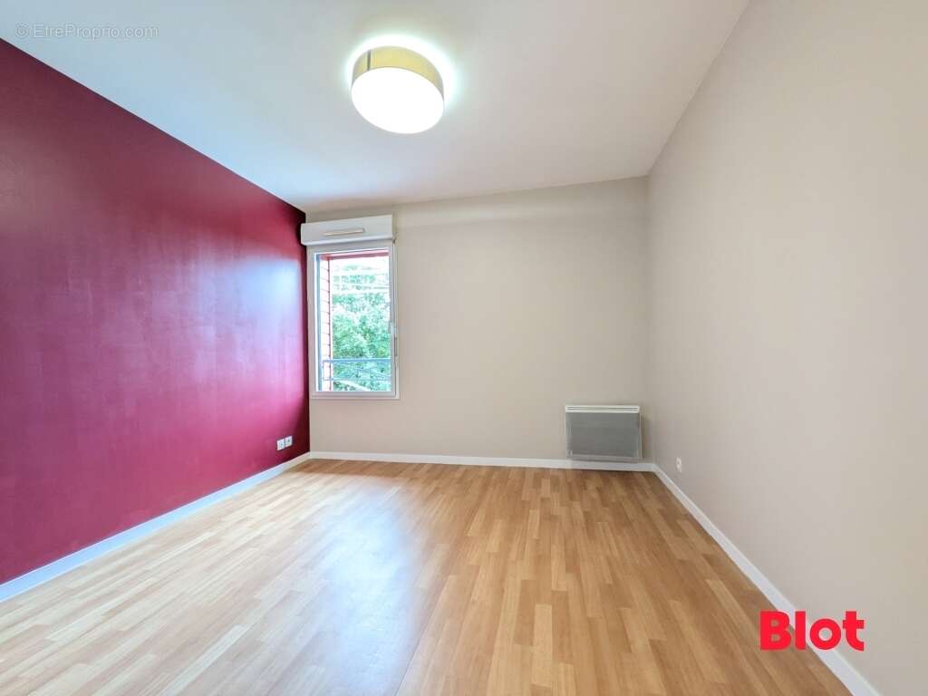 Appartement à THORIGNE-FOUILLARD