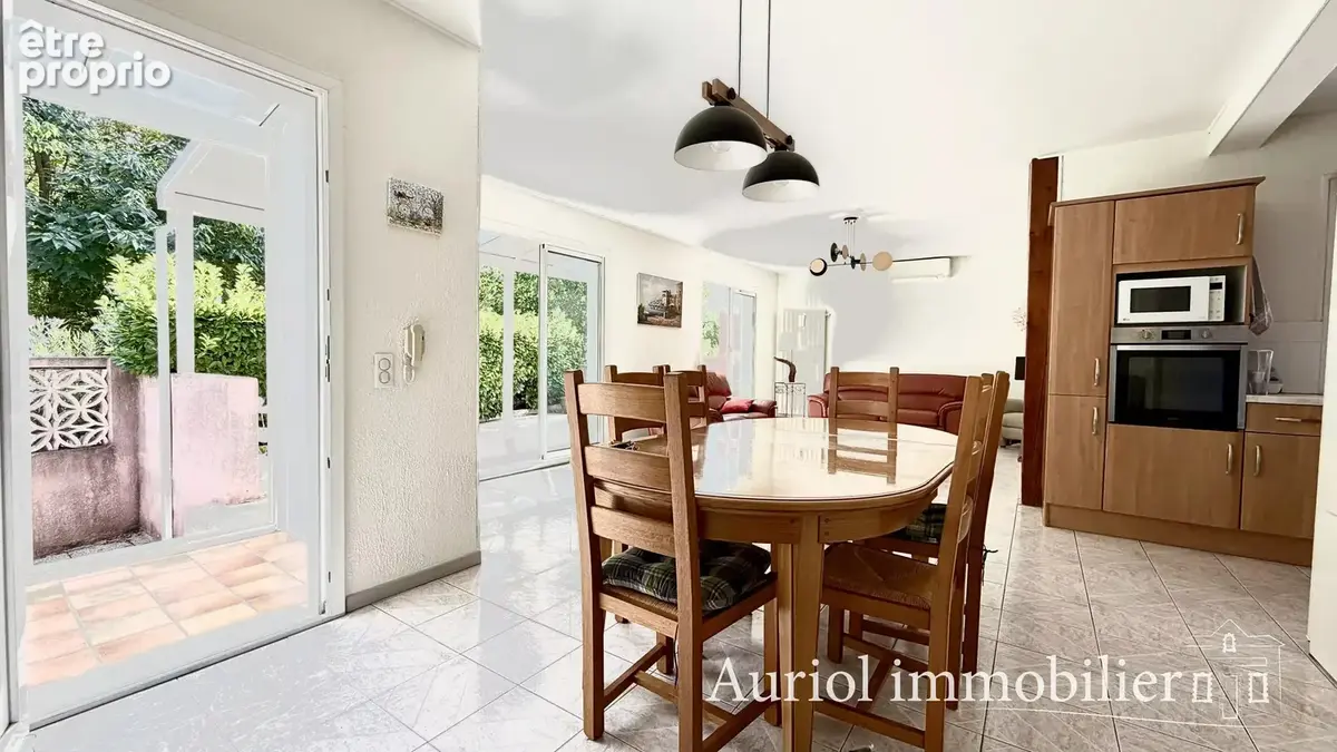 AURIOL Villa T3 de plain pied + studio de 30 m² - photo 1