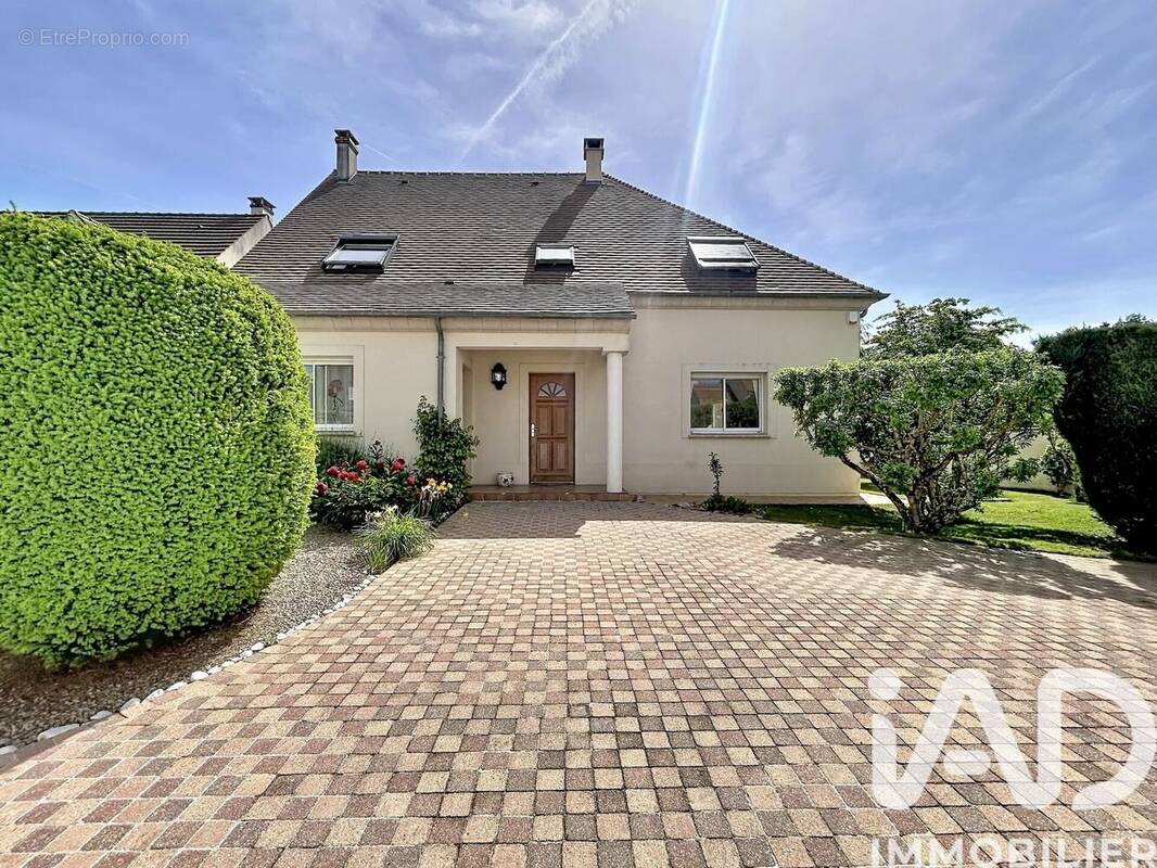 Photo 1 - Maison à TOURNAN-EN-BRIE