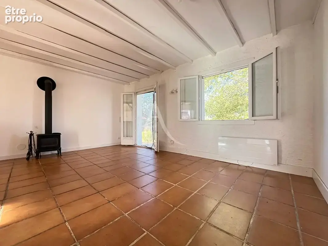Maison de 90m² avec 3 chambres et grand jardin sur Montjoire ! - photo 8