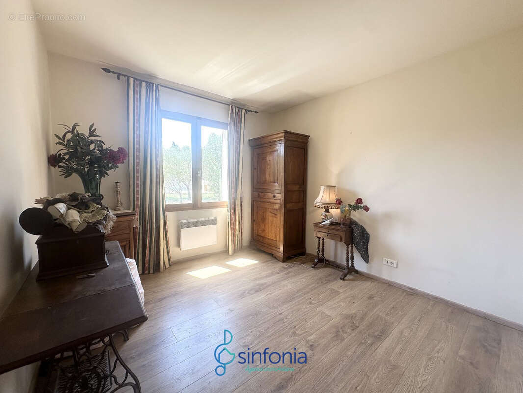 Maison à SERVIERS-ET-LABAUME