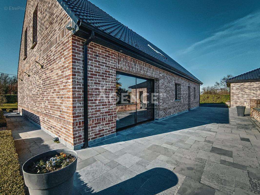 Maison à BEAUMETZ-LES-AIRE