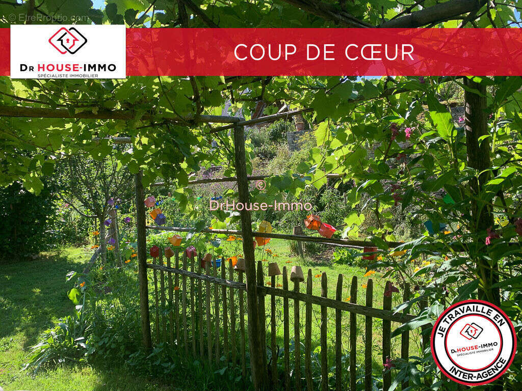 Maison 220 m² à Saint-Martial-D'albarede  - photo 11