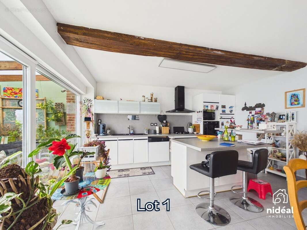 Appartement à DOMPIERRE-SUR-HELPE