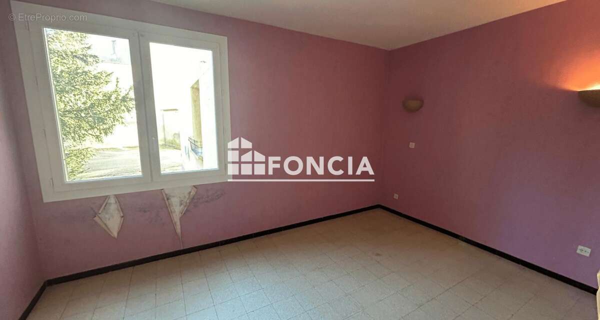 Appartement à SORGUES