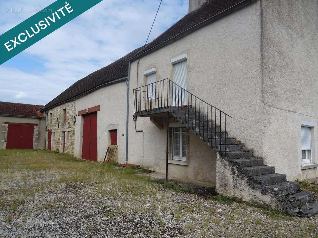 Photo 2 - Maison à MERCEUIL