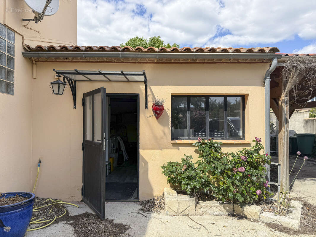 Villa de charme f6 avec piscine au coeur de la camargue - photo 20