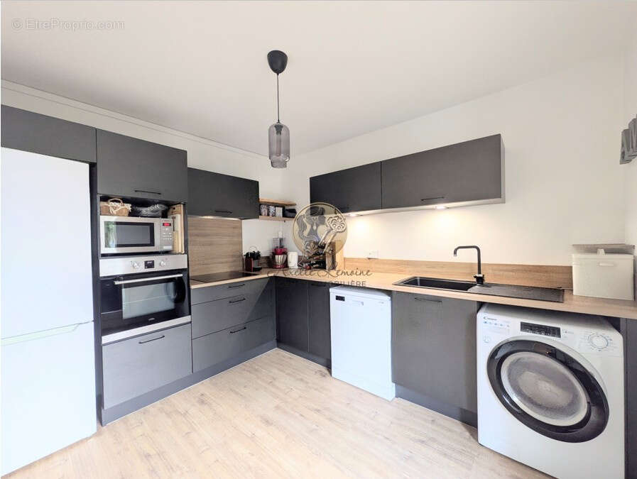 Appartement à TASSIN-LA-DEMI-LUNE