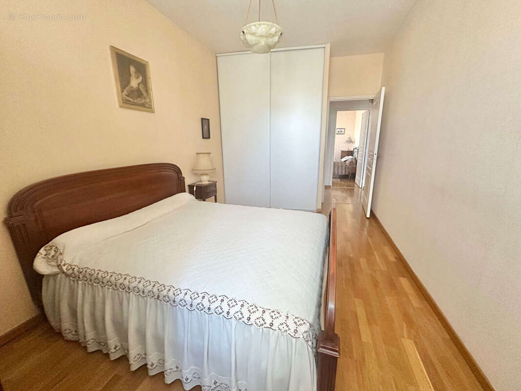 Maison à COURSAN