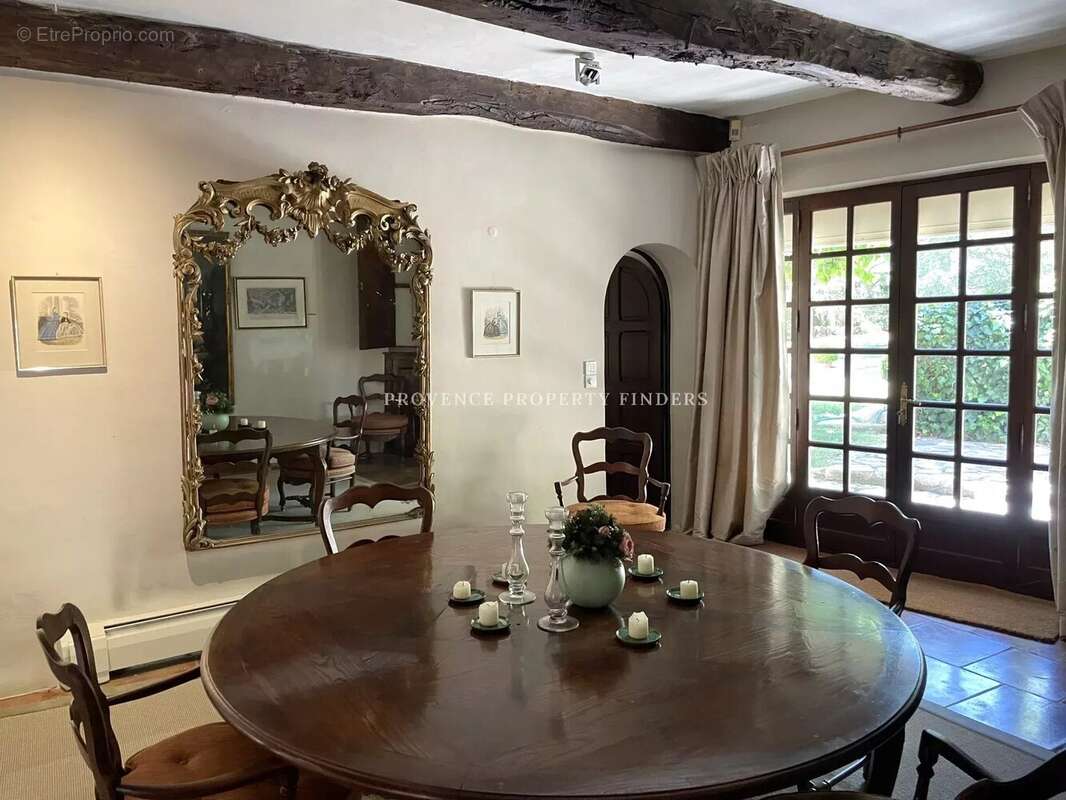 Domaine Privé en Provence, Ancien Moulin du XVIIIe Siècle - photo 3