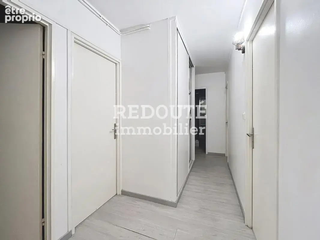 À vendre – appartement t5 avec balcon – reims, proche luton - photo 7