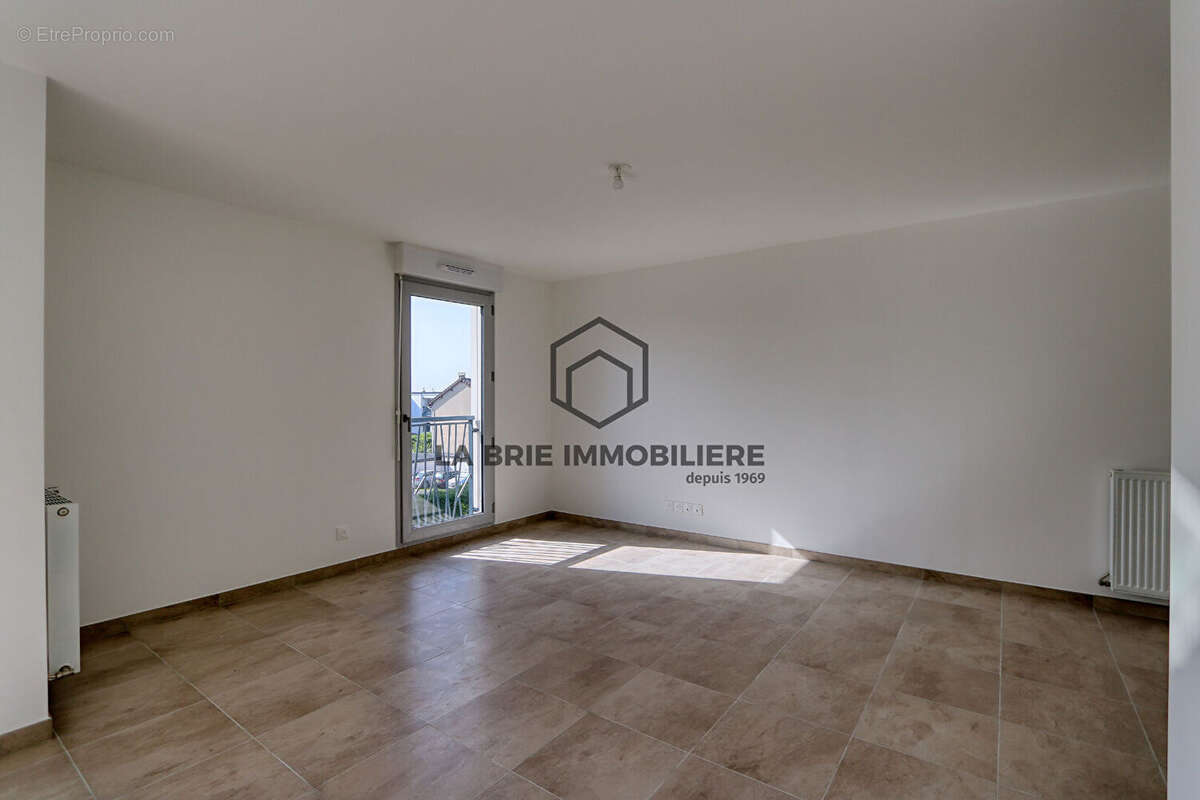 Appartement à CHENNEVIERES-SUR-MARNE