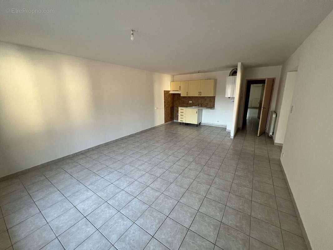 Appartement à EYGUIERES