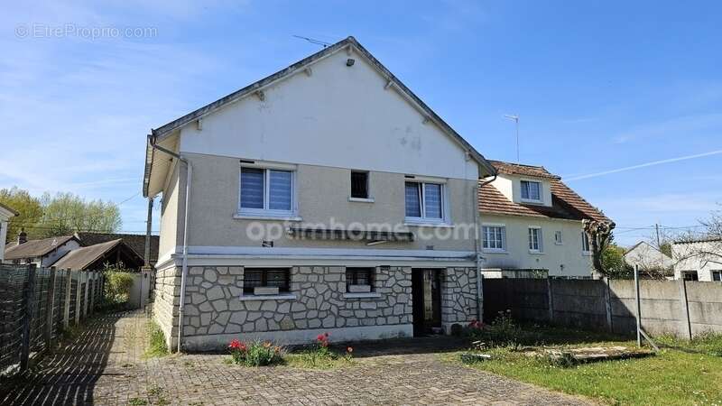 Maison à DONNEMARIE-DONTILLY