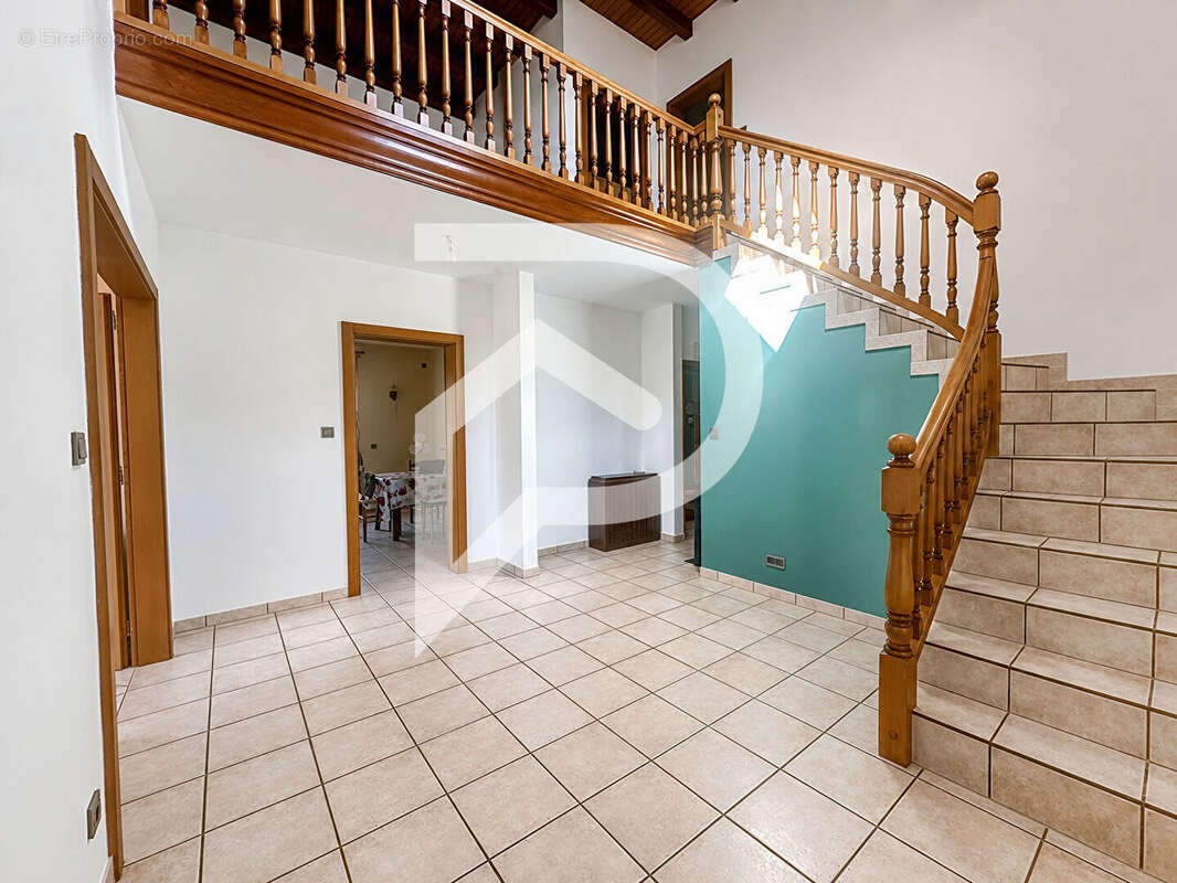 Maison KATZENTHAL 6 pièce(s) 160m² - photo 2