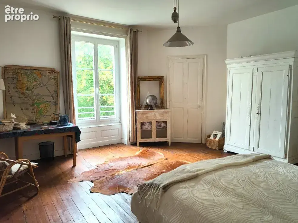 DURTAL  Élégante maison de maître au pied du château, avec accès au Loir - photo 15