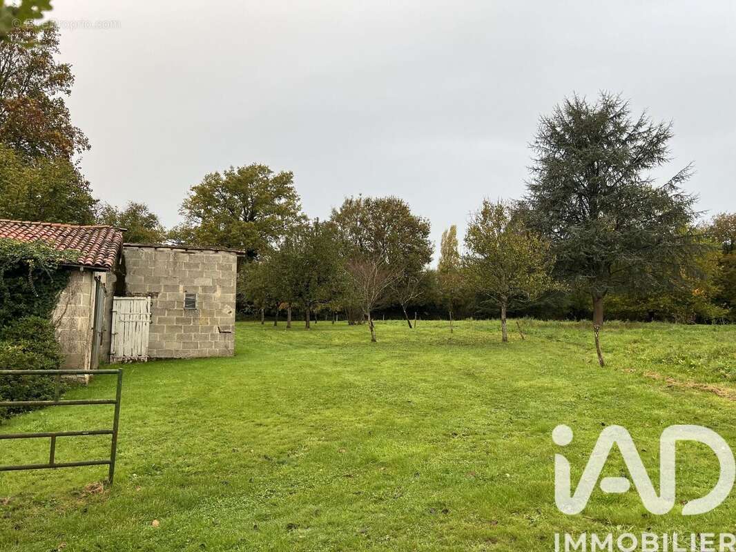 Photo 2 - Maison à LA FORET-SUR-SEVRE
